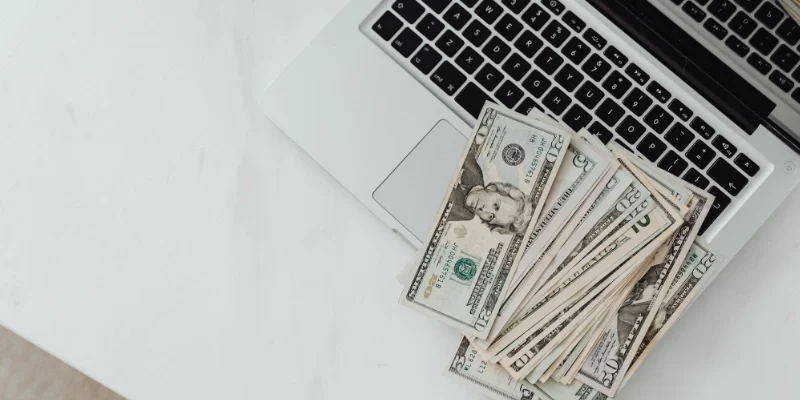 Hình thức rút qua ngân hàng là hình thức được ưa chuộng nhất hiện nay